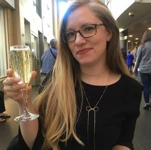 Meet your Posher, Sara